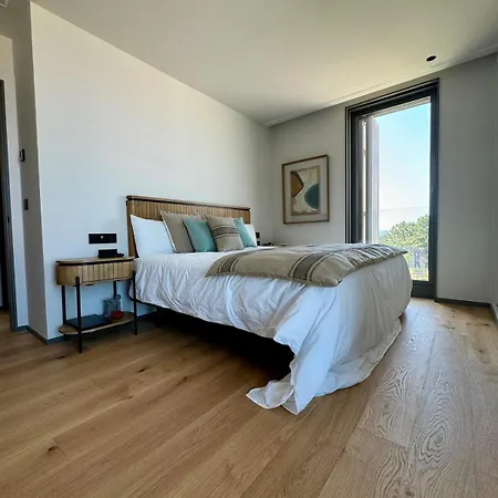 Luxury Ocean View At Foxos Appartement Major